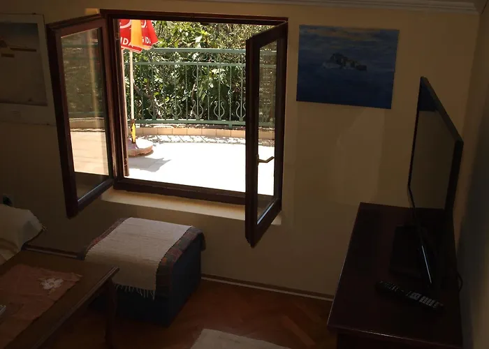 Sveti Stefan Dog Friendly Lodging and Hotels