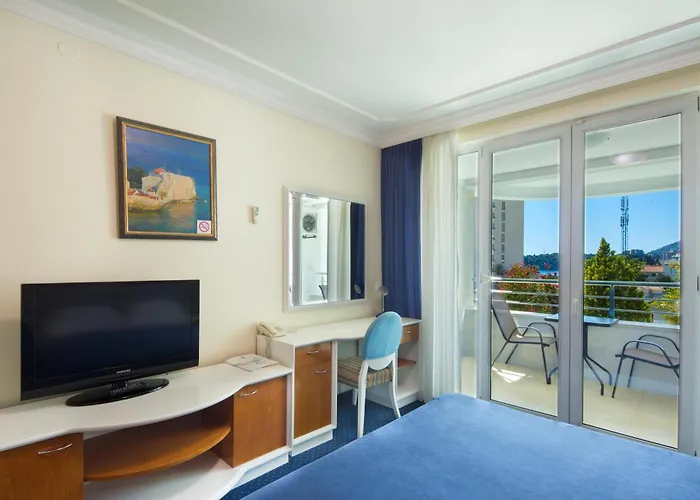 Budva Hotels With Jacuzzi in Room