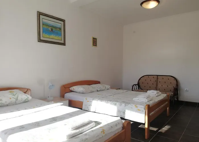 Petrovac Resorts and Hotels with Waterparks
